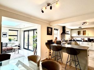Dining Kitchen Family Room- click for photo gallery